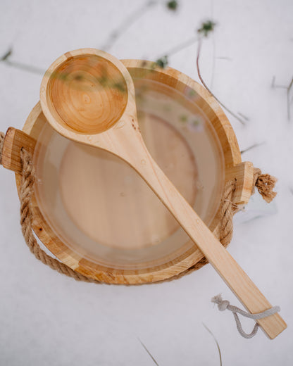 Saunabottich, a. Holz mit Kunststoffeinsatz