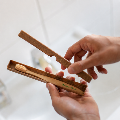 Zahnbürstenbox Buche aus GREEN PE